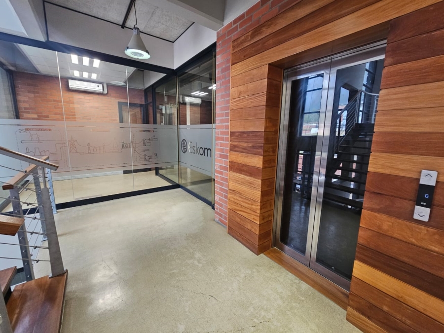 To Let commercial Property for Rent in Beacon Bay North Eastern Cape